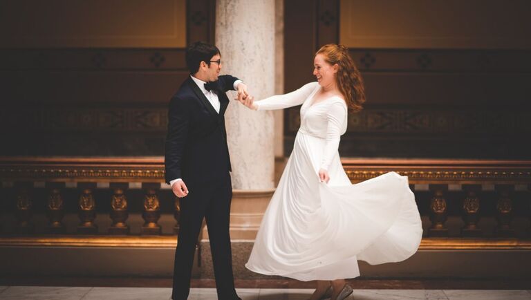 Elope Indiana!  Marry Me In Indy! LLC Indiana State House Elopement